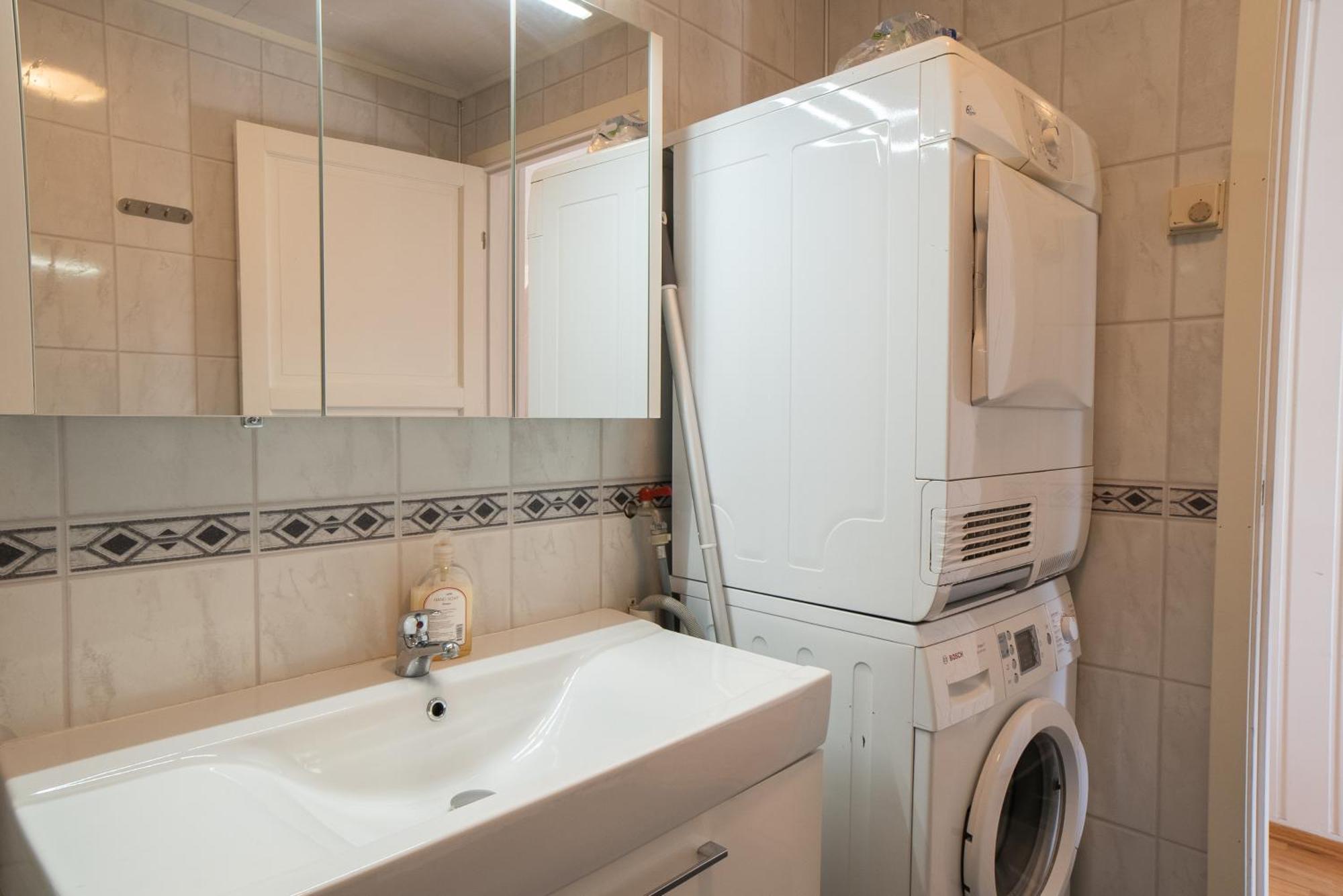 2 And 3 Rooms Apartments Тромсё Экстерьер фото