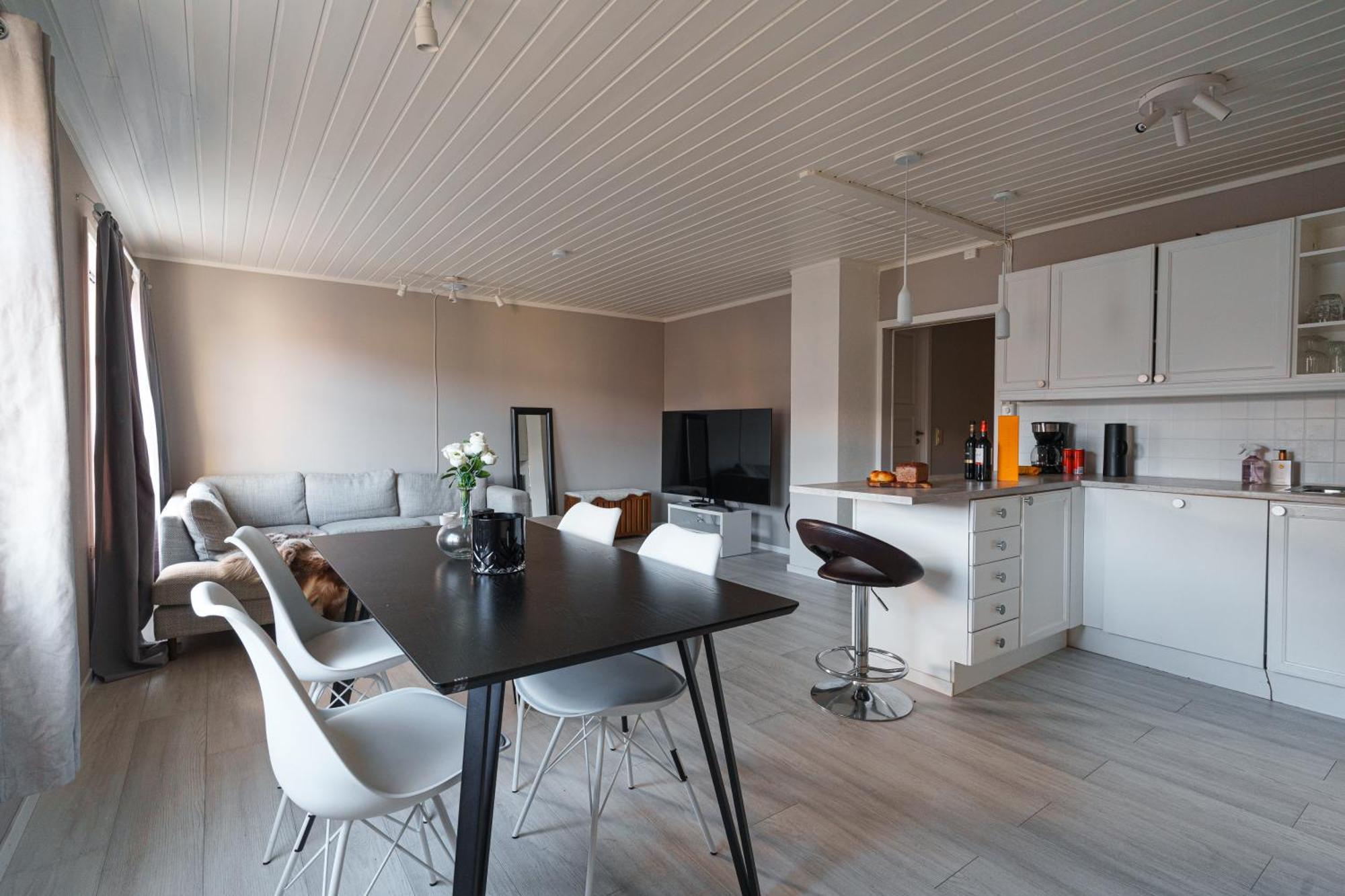 2 And 3 Rooms Apartments Тромсё Экстерьер фото