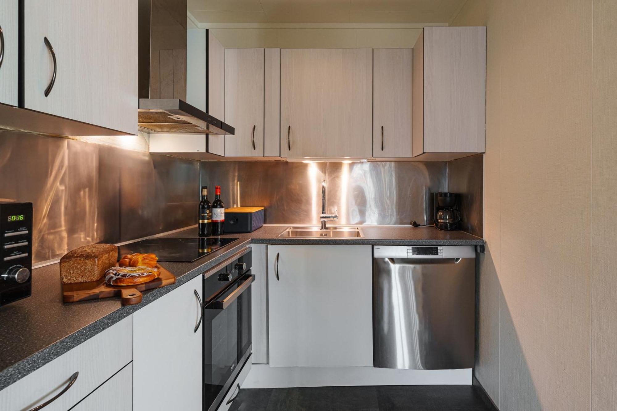 2 And 3 Rooms Apartments Тромсё Экстерьер фото